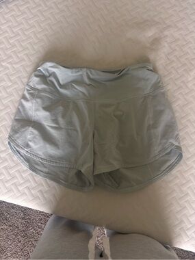 Lululemon Speed Up High Rise Short 4”